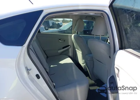 2013 Toyota Prius Two z USA, uszkodzony, nr VIN JTDKN3DU4D5609688